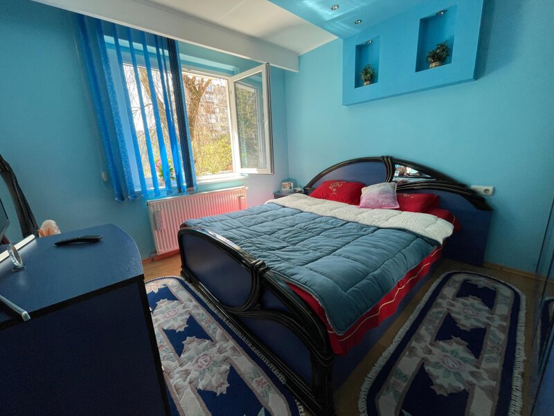 Sos. Oltenitei, metrou Piata Sudului, apartament cu 2 camere centrala proprie