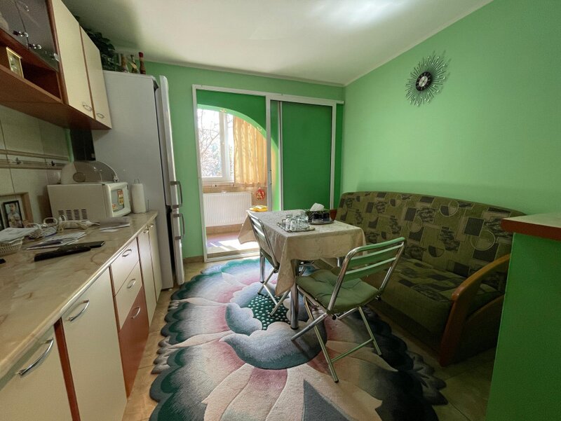 Sos. Oltenitei, metrou Piata Sudului, apartament cu 2 camere centrala proprie